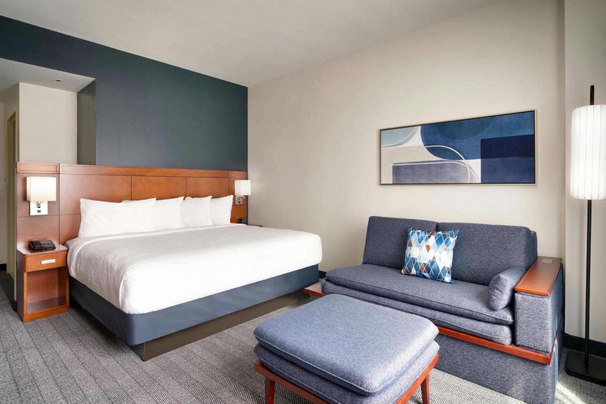 Courtyard Lincoln Downtown Hotel Ngoại thất bức ảnh