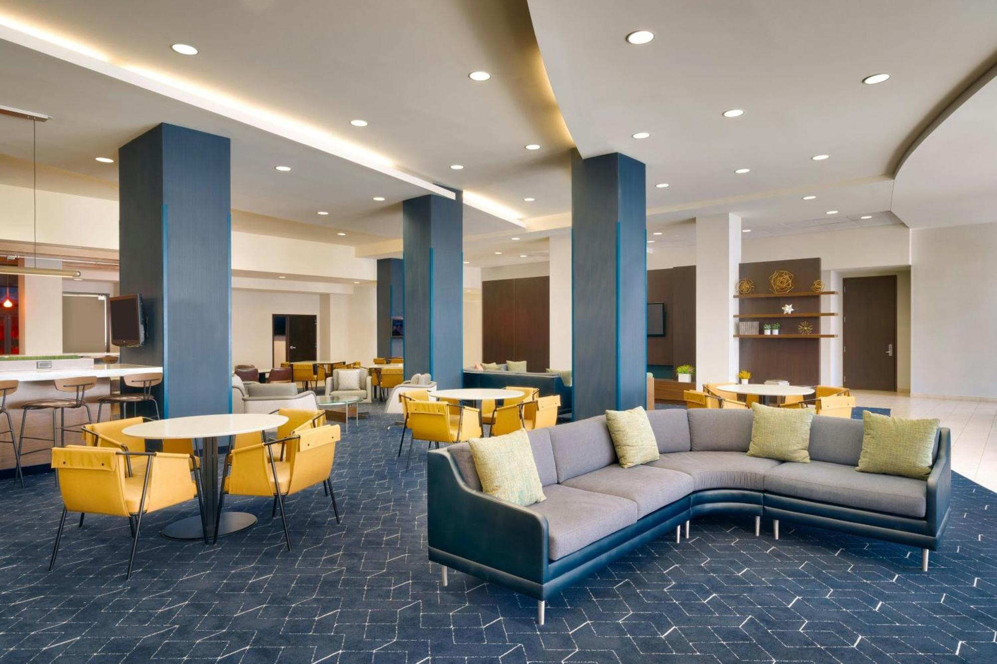 Courtyard Lincoln Downtown Hotel Ngoại thất bức ảnh